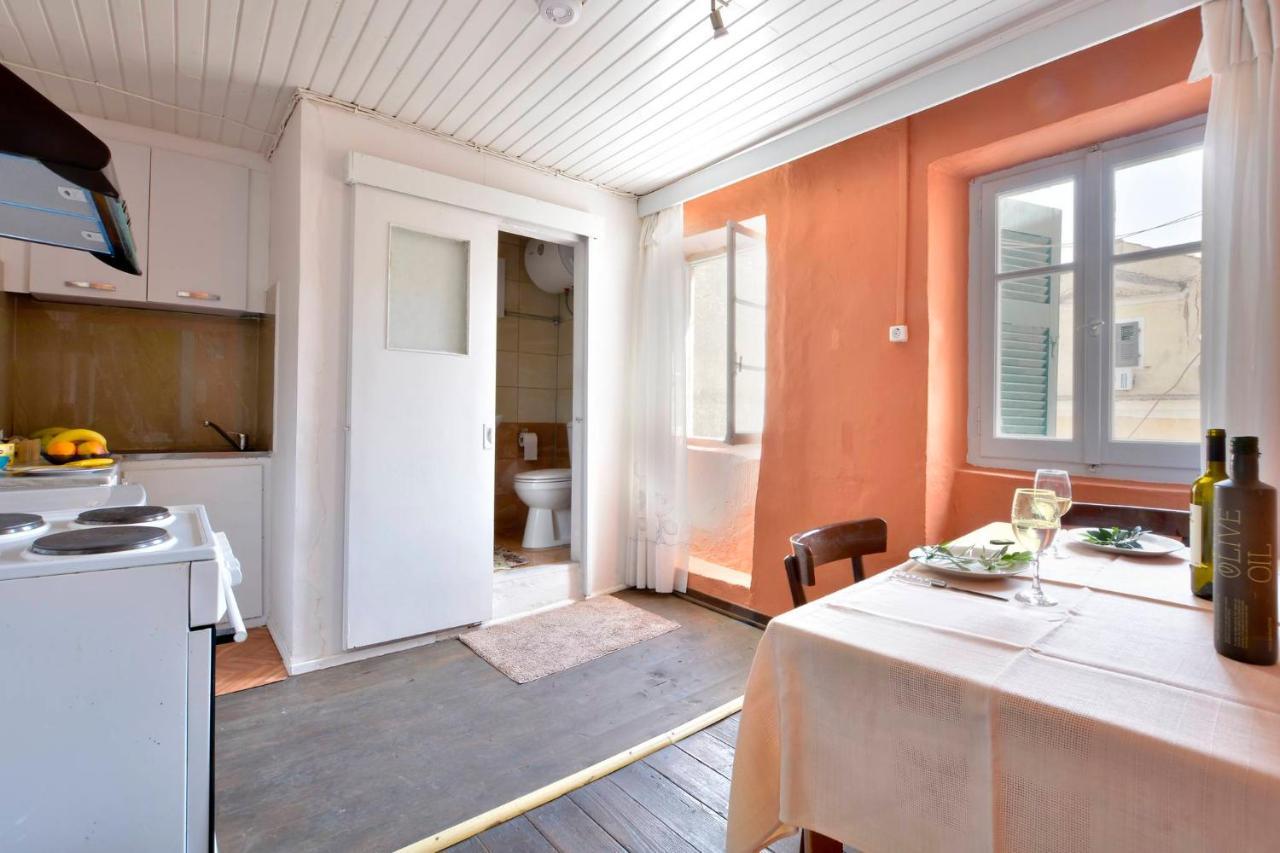 Corfu Town Central Apartment Екстериор снимка
